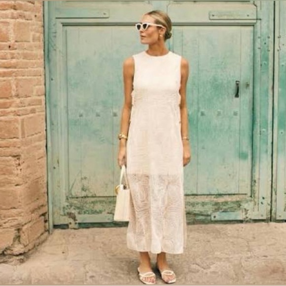 ANTONIO MELANI Dresses & Skirts - NWT ANTONIO MELANI x MG Style Blake Soutache Round Neck Sleeveless Shift Dress